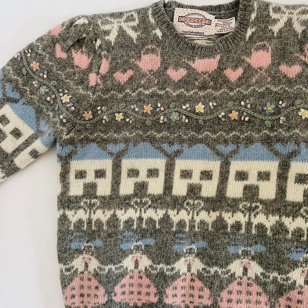 Cottage core Susan Bristol sweater - Picture 4 of 4